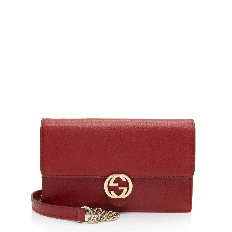 Wallets for stylish looks-Gucci Grained Calfskin Interlocking G Chain Wallet