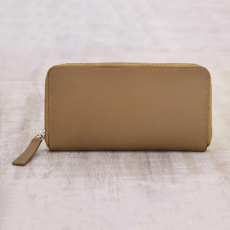 Keychains with rubber tags-Woodland Mushroom Versatile Neutral Brown Women's Zipper Wallet