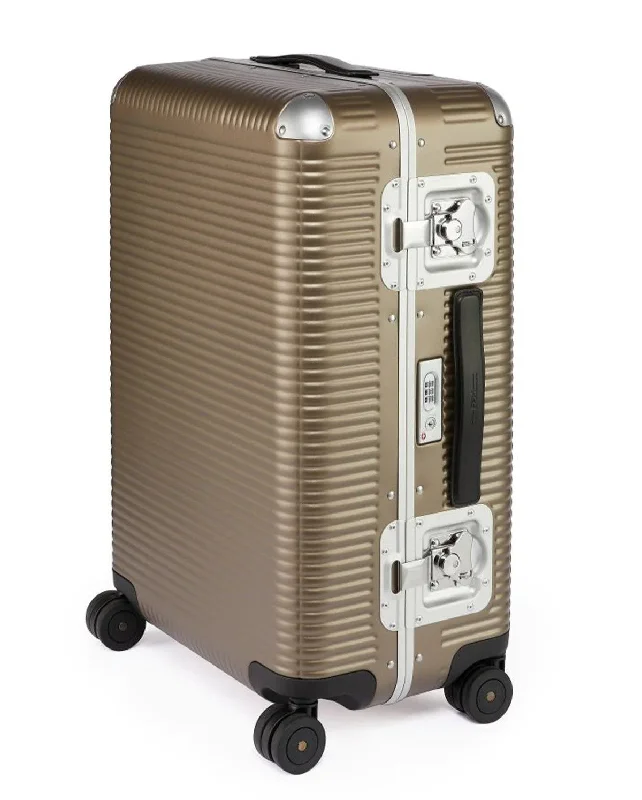 Suitcase for adventure travel-Bank Light Spinner 76