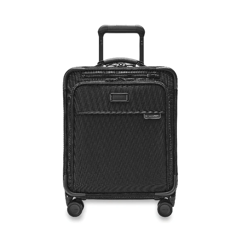 Suitcase for beach trips-Baseline COMPACT CARRY-ON SPINNER