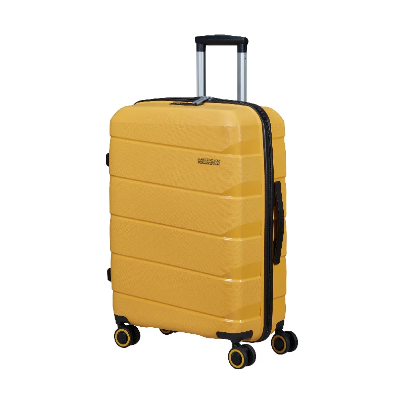 Travel suitcase with rain protection-American Tourister Air Move Spinner Medium Luggage