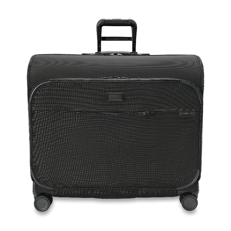 Suitcase for short vacations-Briggs & Riley NEW Baseline Deluxe Wardrobe Spinner