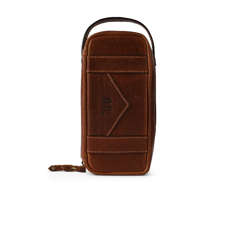 Suitcase for adventure vacations-Kineño Leather Dopp Kit