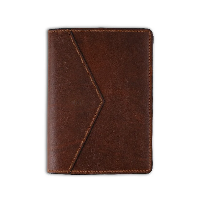 Suitcase for long-distance vacations-Kineño Leather Journal